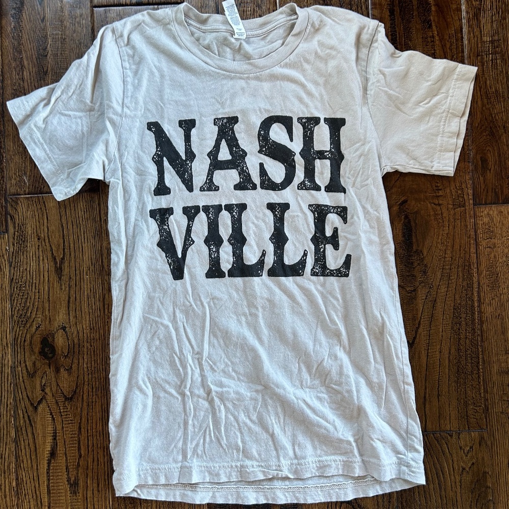 Nashville T-Shirt Off-White Size Small Bella Canvas